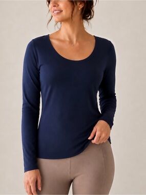 NWT Athleta Outbound Scoop Top, Blue Navy
